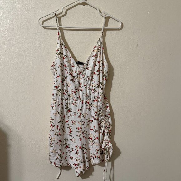 Streetwear society jumpsuit floral , size L,new with tag - Picture 1 of 10